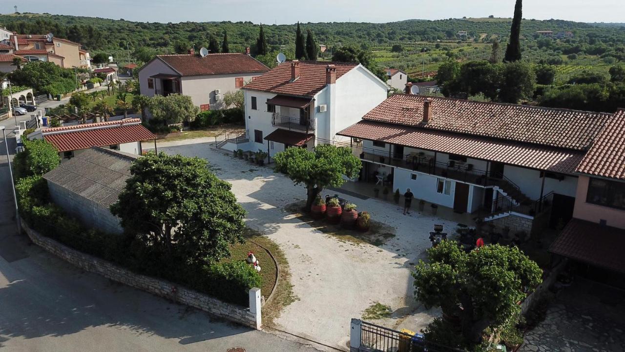 The Golden Well Apartment Rovinj Luaran gambar