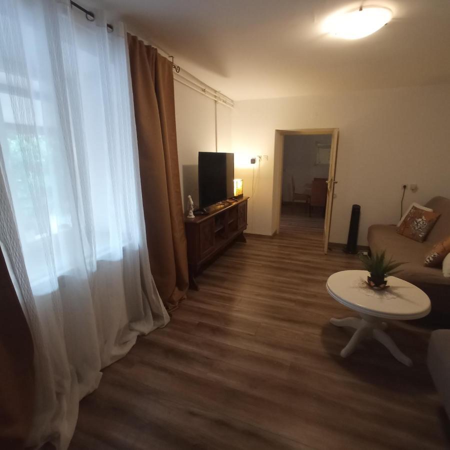 The Golden Well Apartment Rovinj Luaran gambar