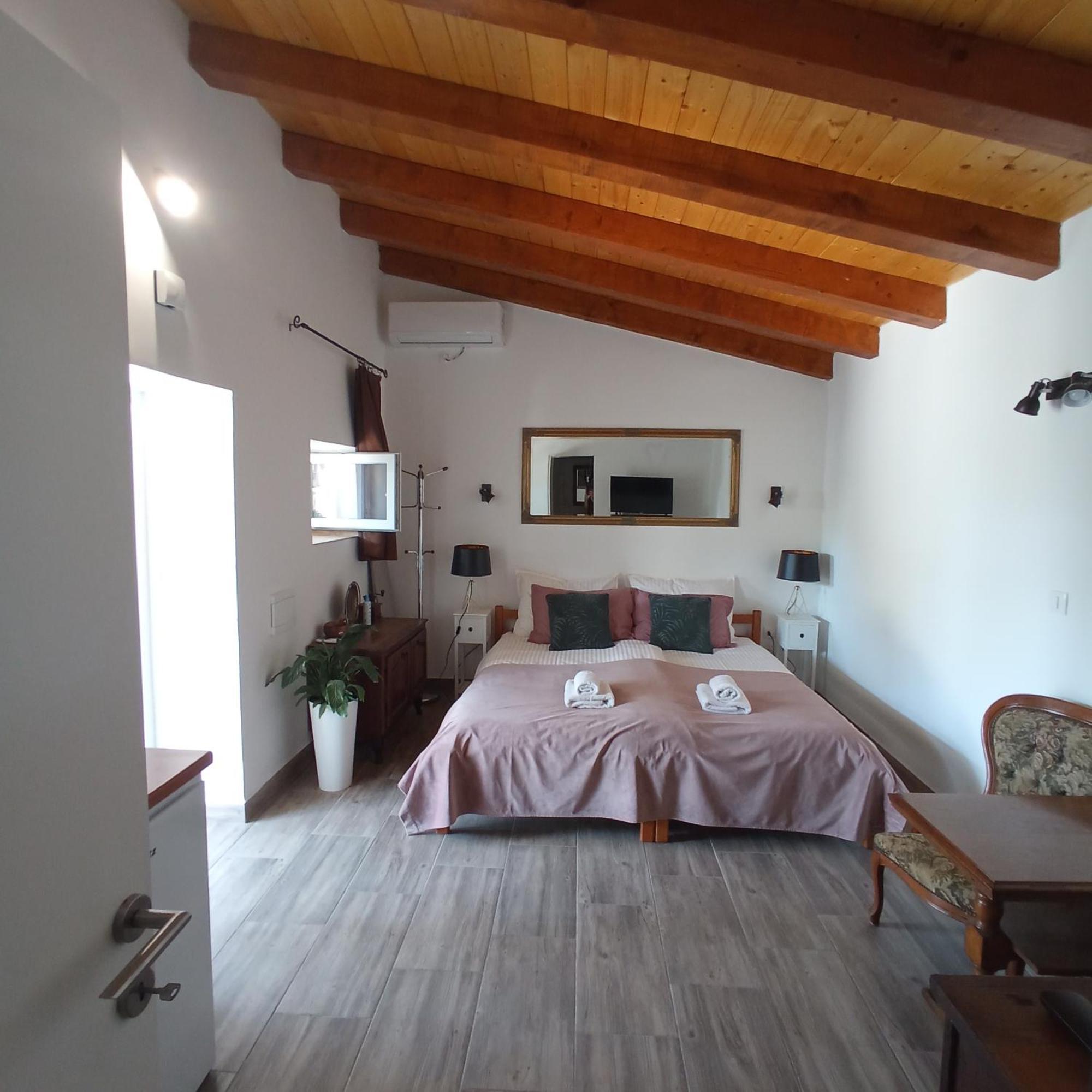 The Golden Well Apartment Rovinj Bilik gambar