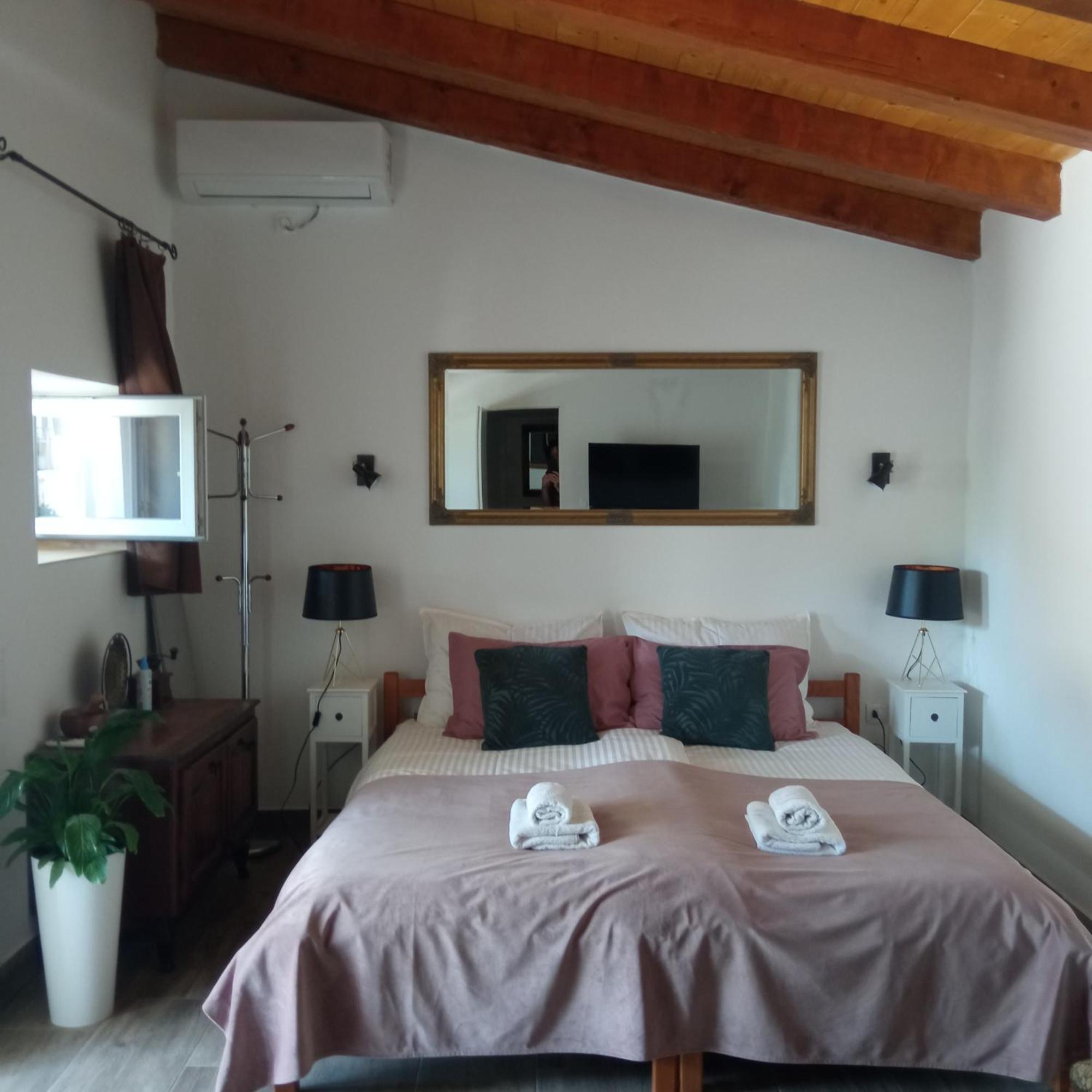The Golden Well Apartment Rovinj Bilik gambar